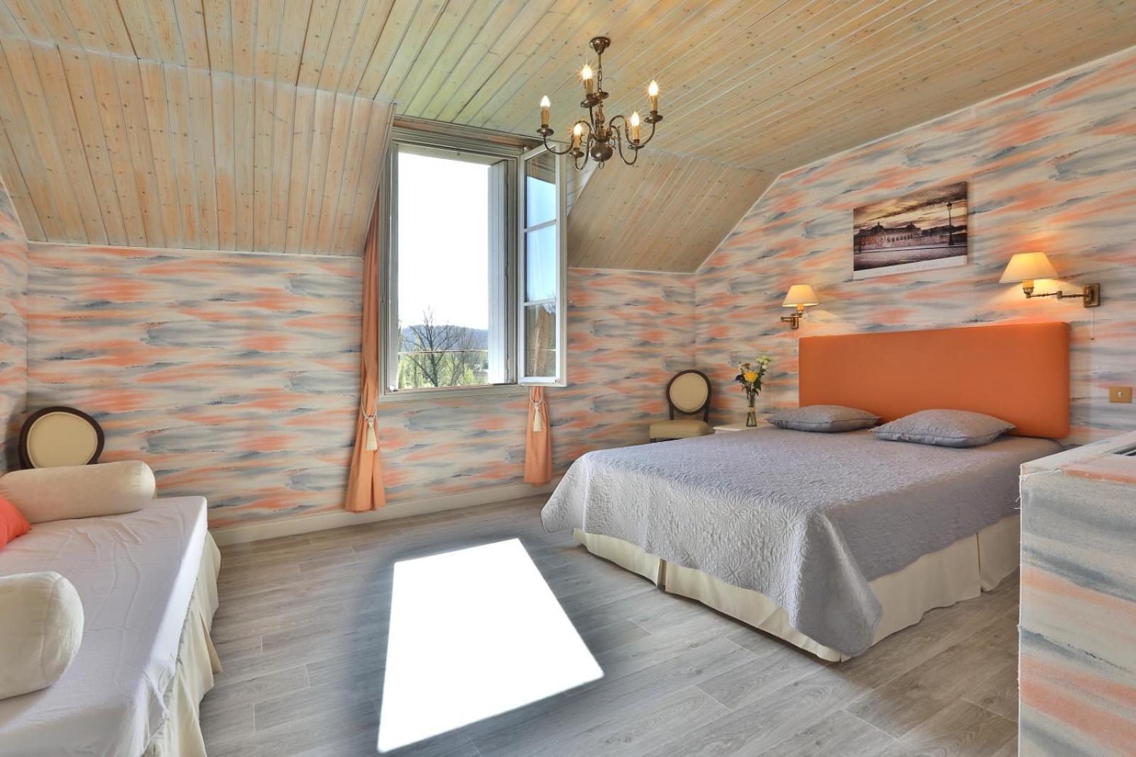 Domaine De Puy Robert Lascaux - A 800M Grotte De Lascaux - Hotel Avec Piscine - Chambres Et Gites-Appartements - Sarlat - Dordogne モンティニャック エクステリア 写真